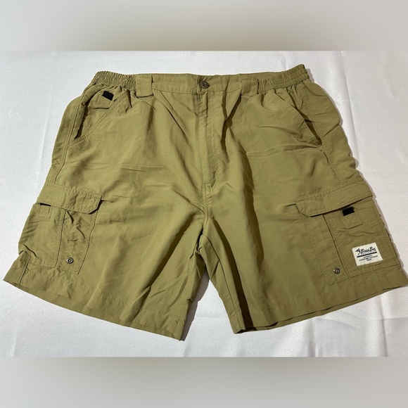 Bimini Bay Outfitters Men’s 42 Tan Nylon Cargo Shorts Casual Outdoor - Picture 1 of 7